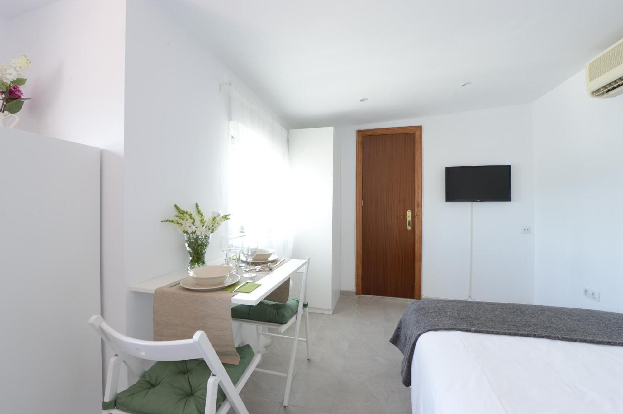 Atico, Studio 300 Meters From Cathedral And Giralda Apartment *